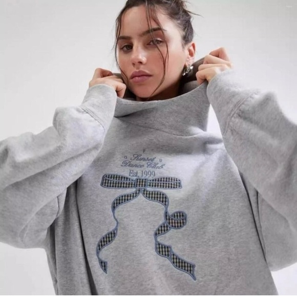 Urban Outfitters Tops - Urban Outfitters Gray Sweatshirt with Blue Plaid Bow